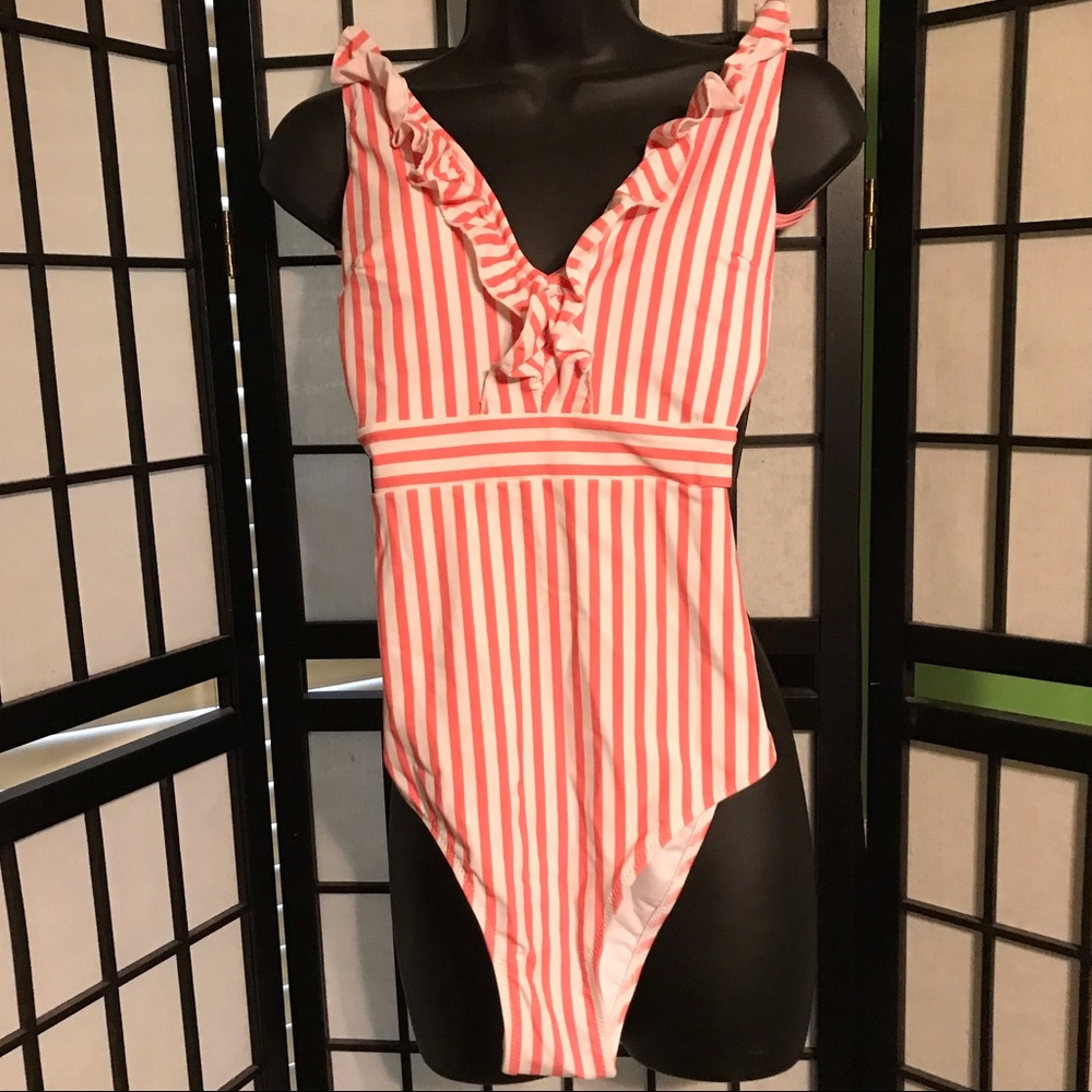 NEW - Cupshe 1 Piece Pink & White Swimsuit